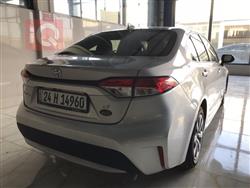 تۆیۆتا کۆرۆلا